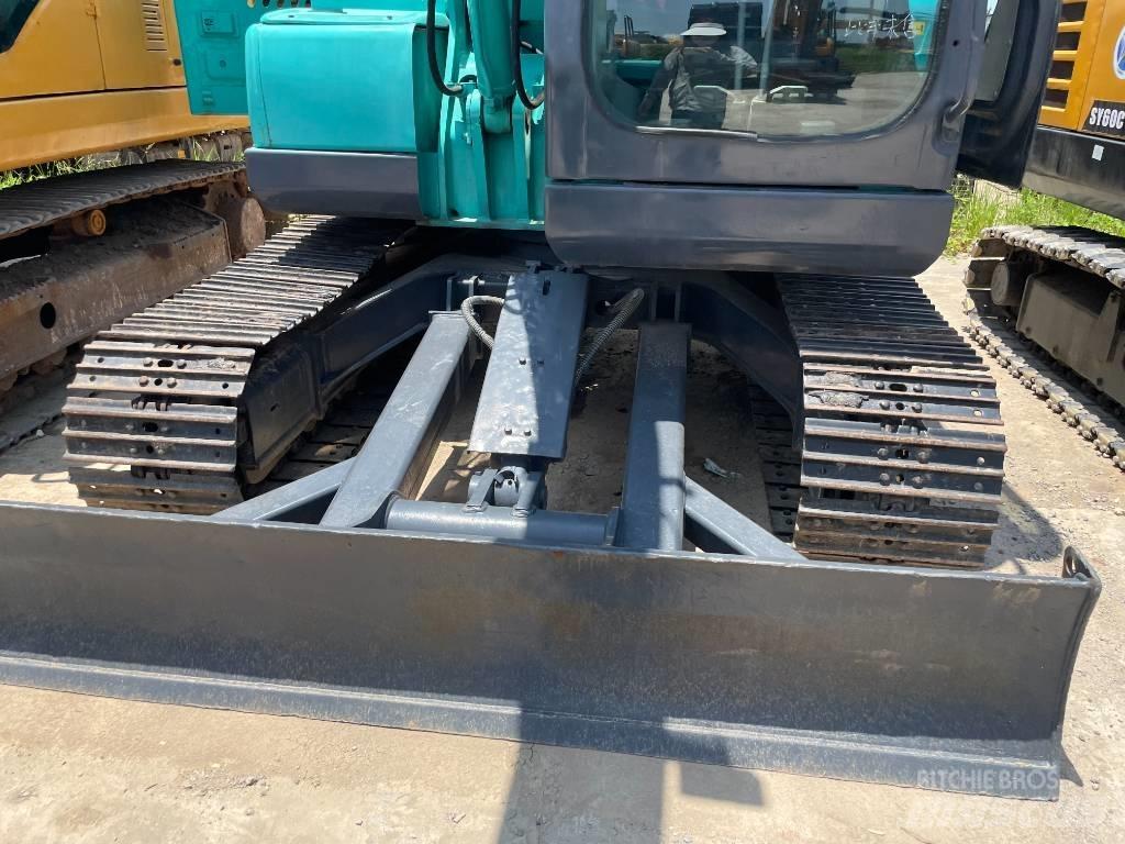 Kobelco SK 75 Kāpurķēžu ekskavatori