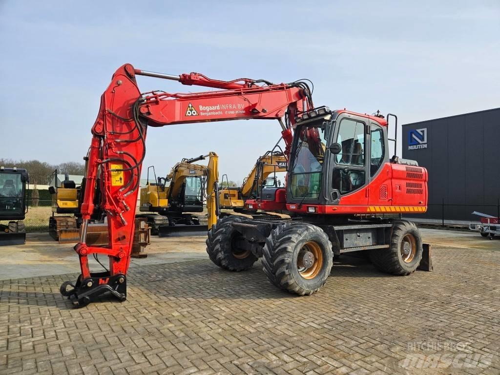 Doosan DX 140 W-3 Ekskavatori uz riteņiem
