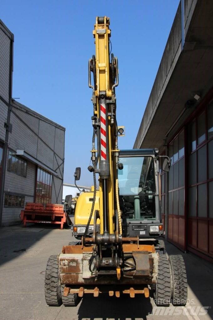 Doosan DX 57 W-5 Ekskavatori uz riteņiem
