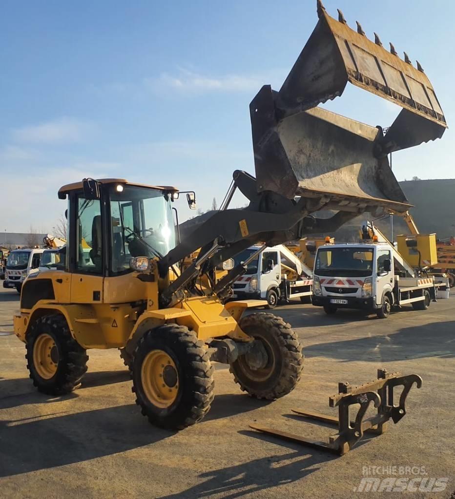 Volvo L30G Iekrāvēji uz riteņiem
