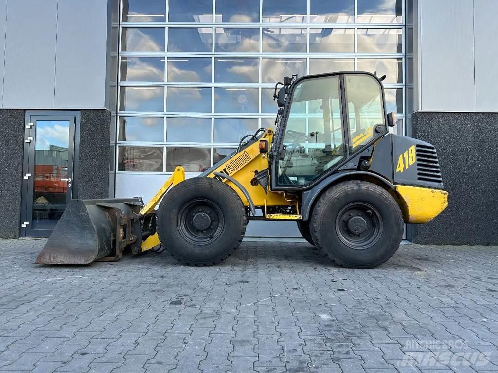 Kramer 418 Iekrāvēji uz riteņiem