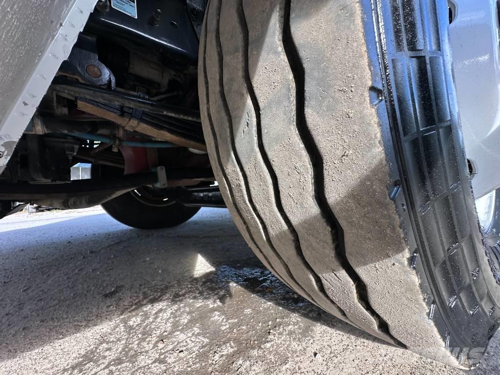 Mack LEU 613 Atkritumu izvešanas transports