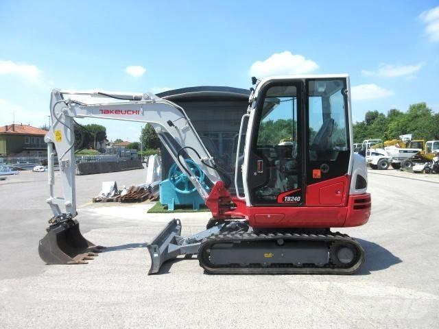 Takeuchi TB 240 Mini ekskavatori < 7 t
