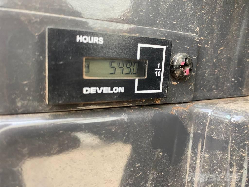 Develon DX 27 Z-7 Mini ekskavatori < 7 t