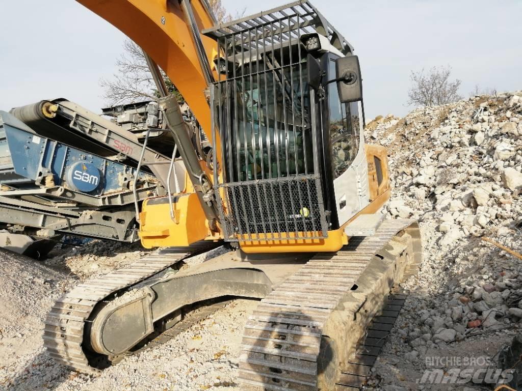 Liebherr R 926 LC Kāpurķēžu ekskavatori