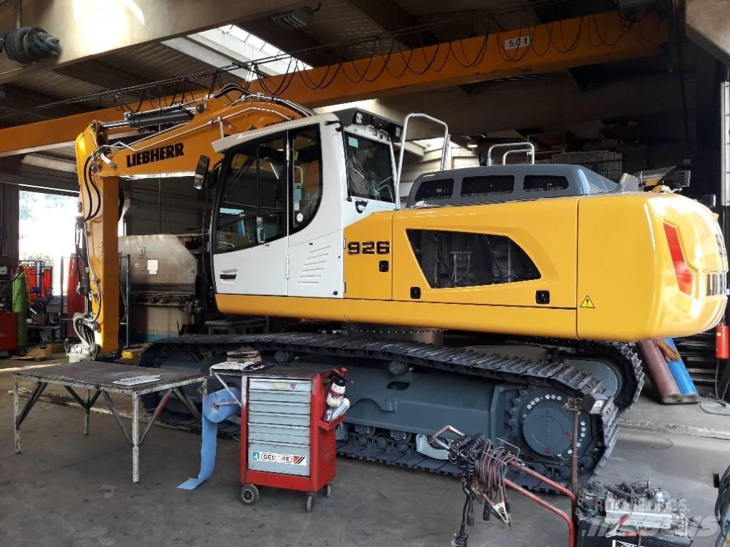 Liebherr R 926 LC Kāpurķēžu ekskavatori
