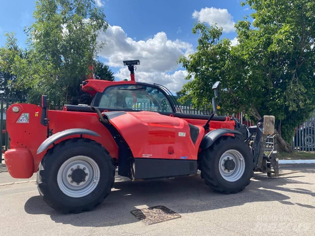 Manitou MT 1440 Teleskopiskie manipulatori