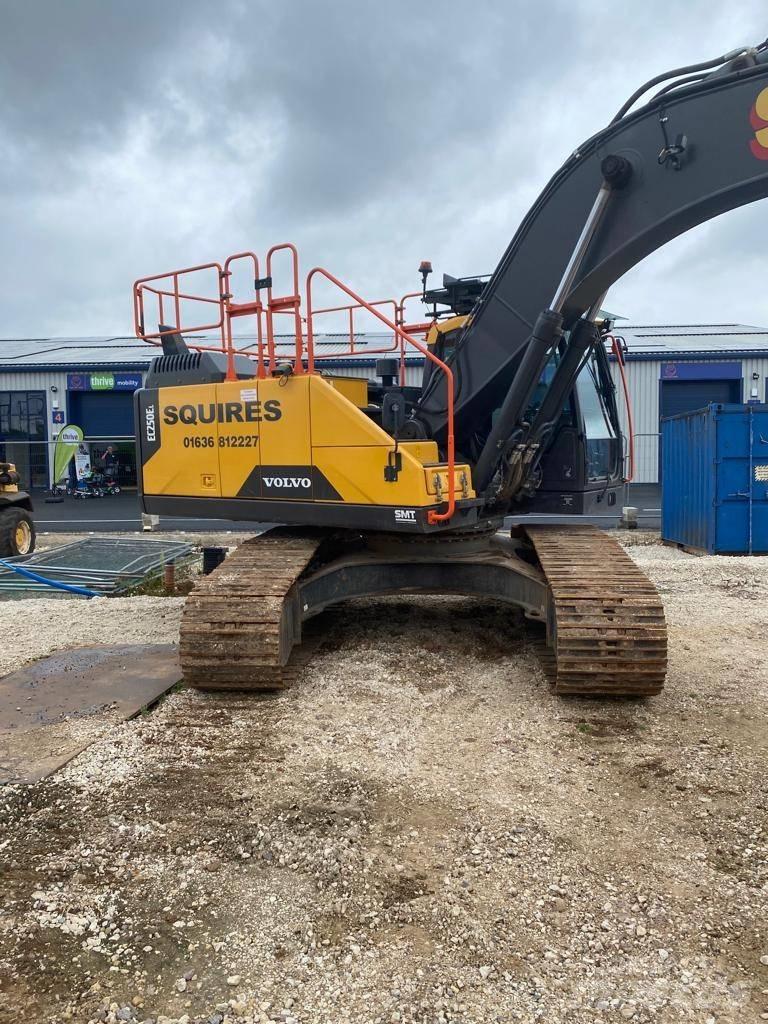 Volvo EC250 E L Kāpurķēžu ekskavatori