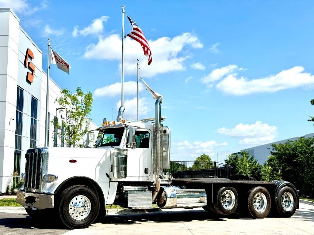 Peterbilt 389 Vilcēji