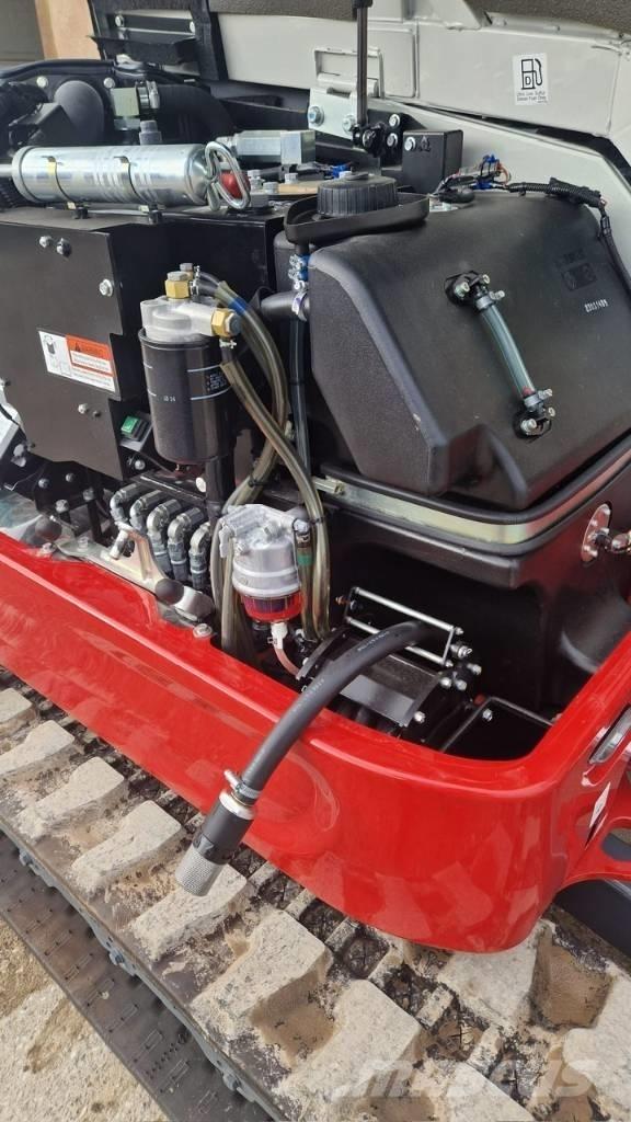 Takeuchi TB 350 R Vidēja lieluma ekskavatori 7 t - 12 t