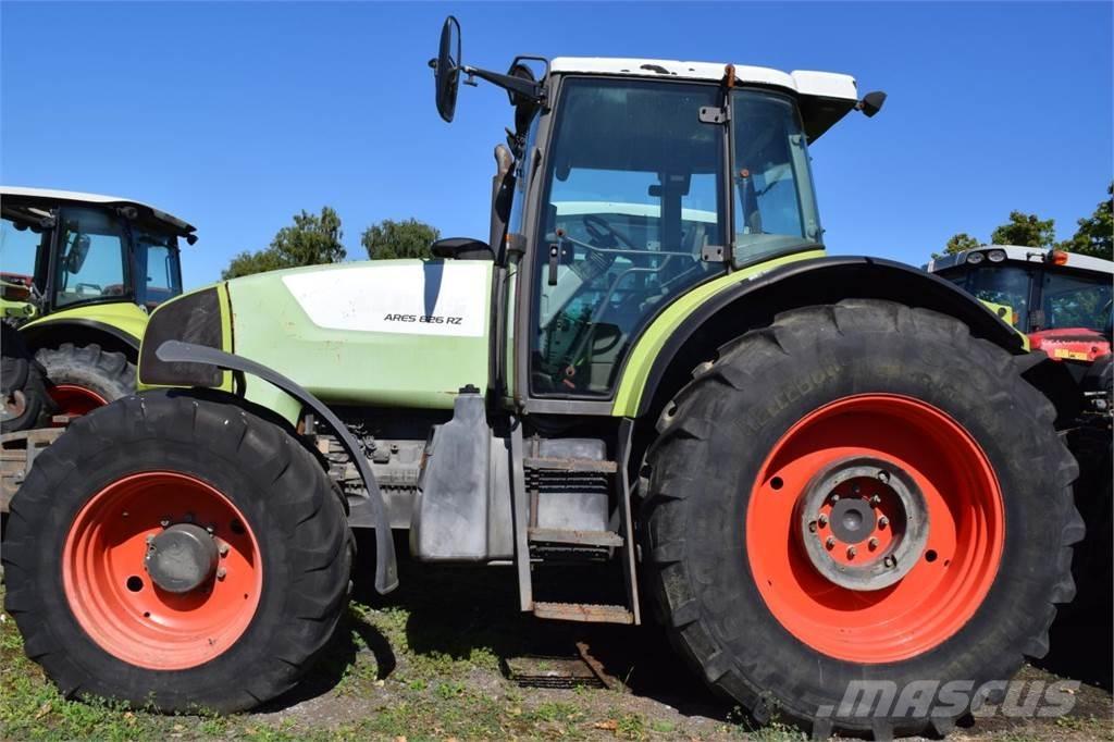 CLAAS Ares 826 RZ Traktori