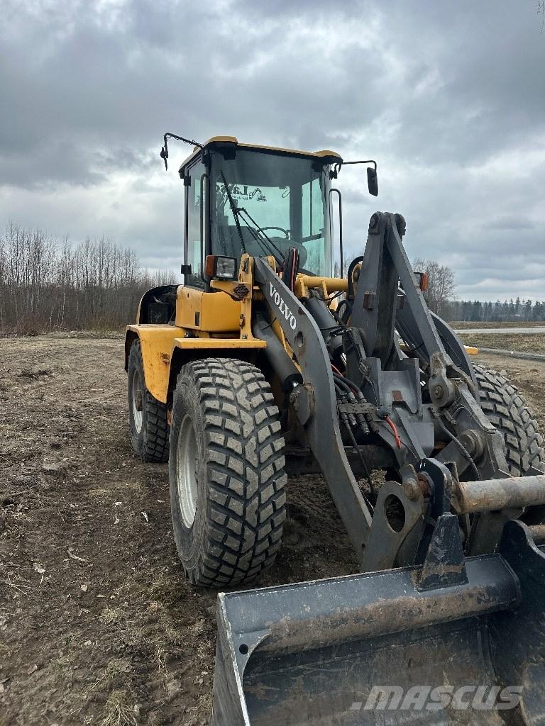 Volvo L 40 B TPS Iekrāvēji uz riteņiem
