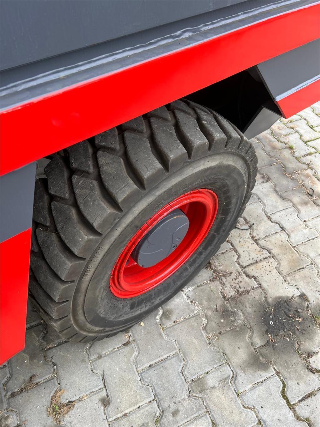 Linde S50D Pārvadātājs iekraušanai no sāniem