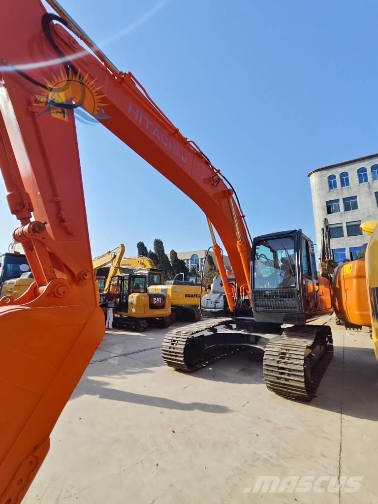 Hitachi ZX 210 Kāpurķēžu ekskavatori