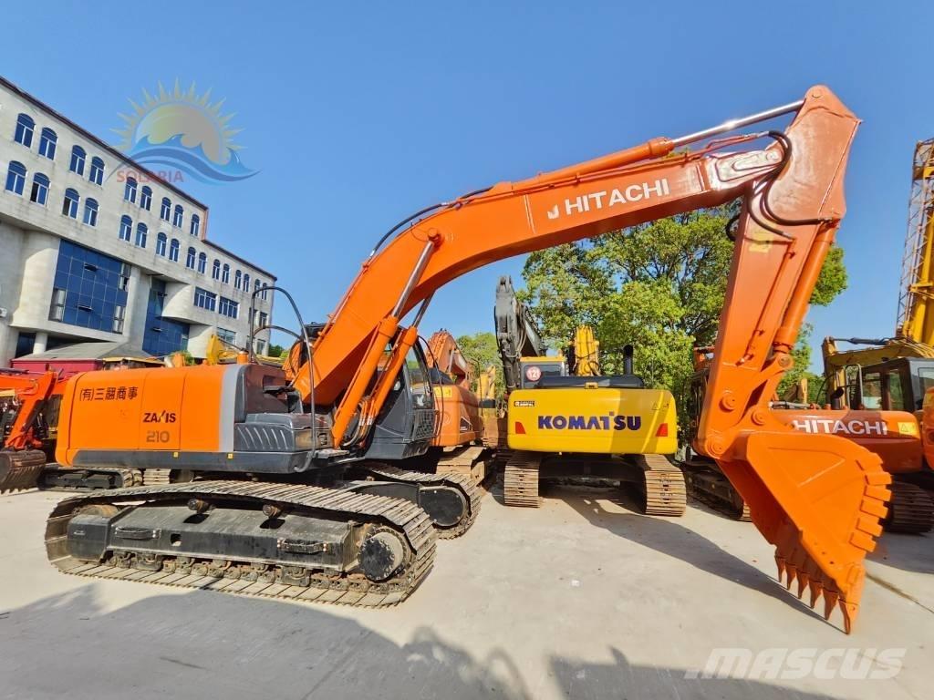 Hitachi ZX 210 Kāpurķēžu ekskavatori