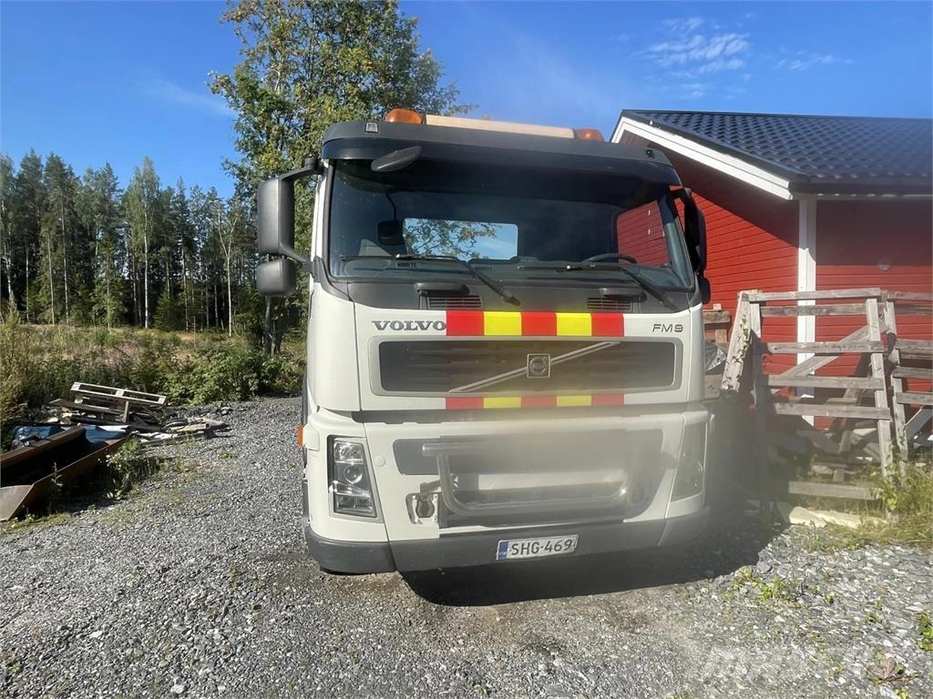 Volvo FM9 Kabeļu pacēlājs nomontējamām kravas mašīnām