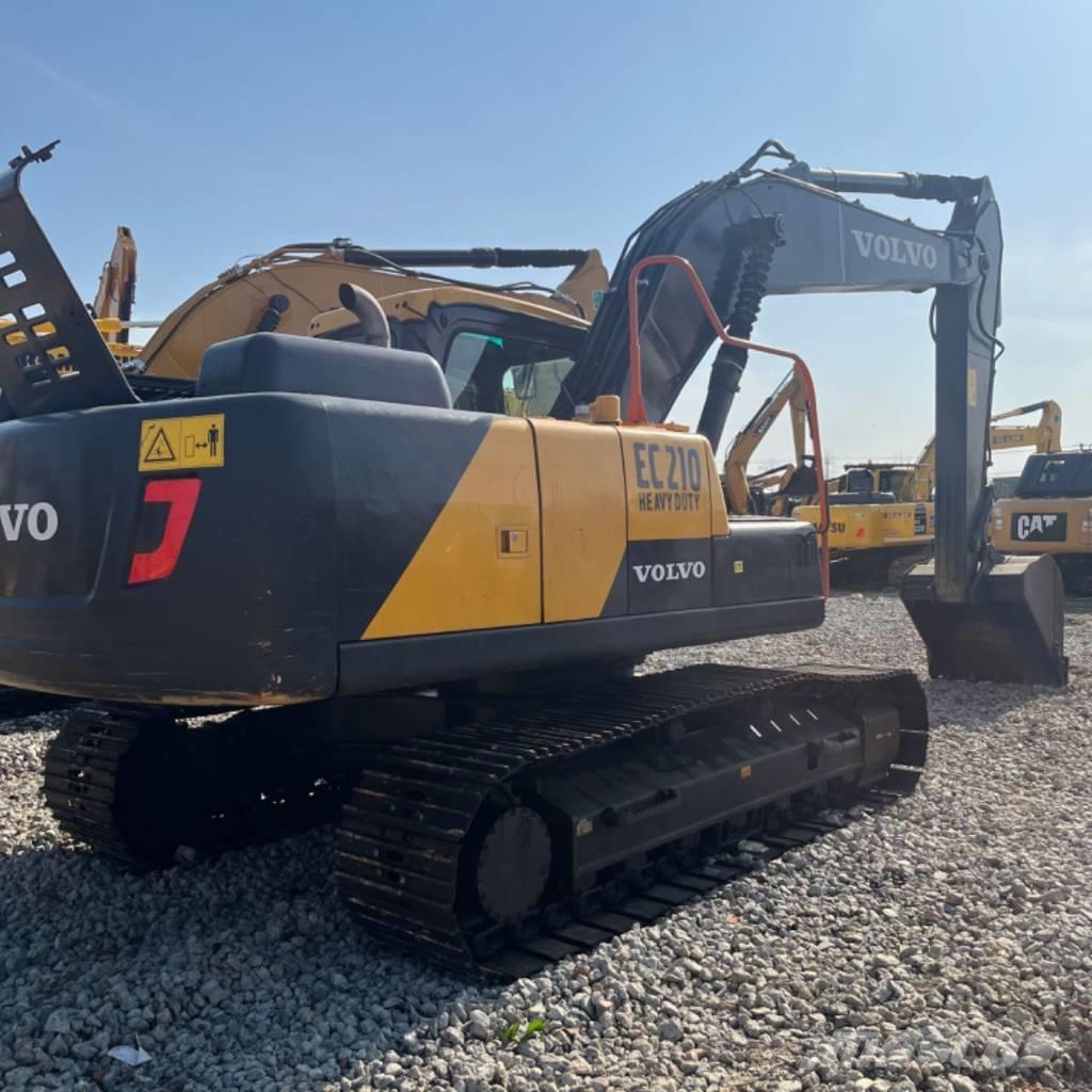Volvo EC 210 Kāpurķēžu ekskavatori