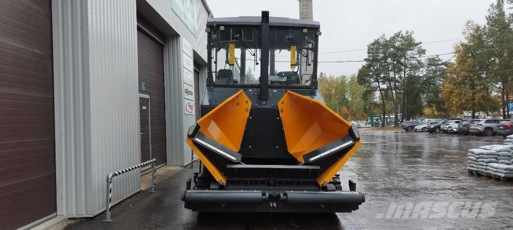 ABG 6820 Asfalta klājēji