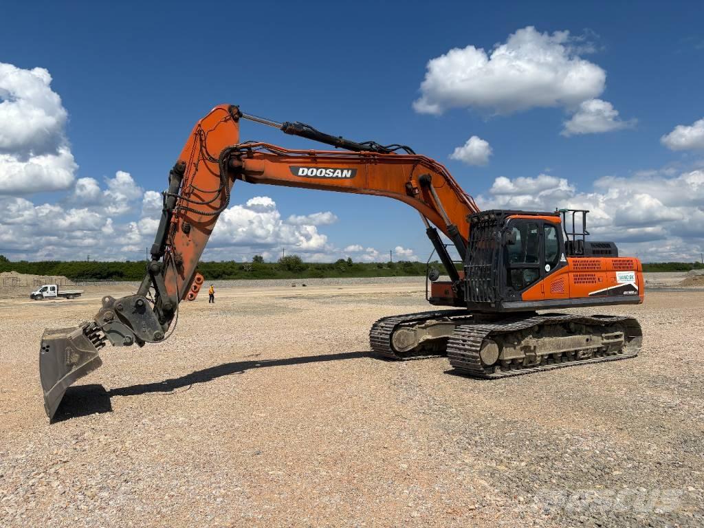 Doosan DX 300 LC-5 Kāpurķēžu ekskavatori