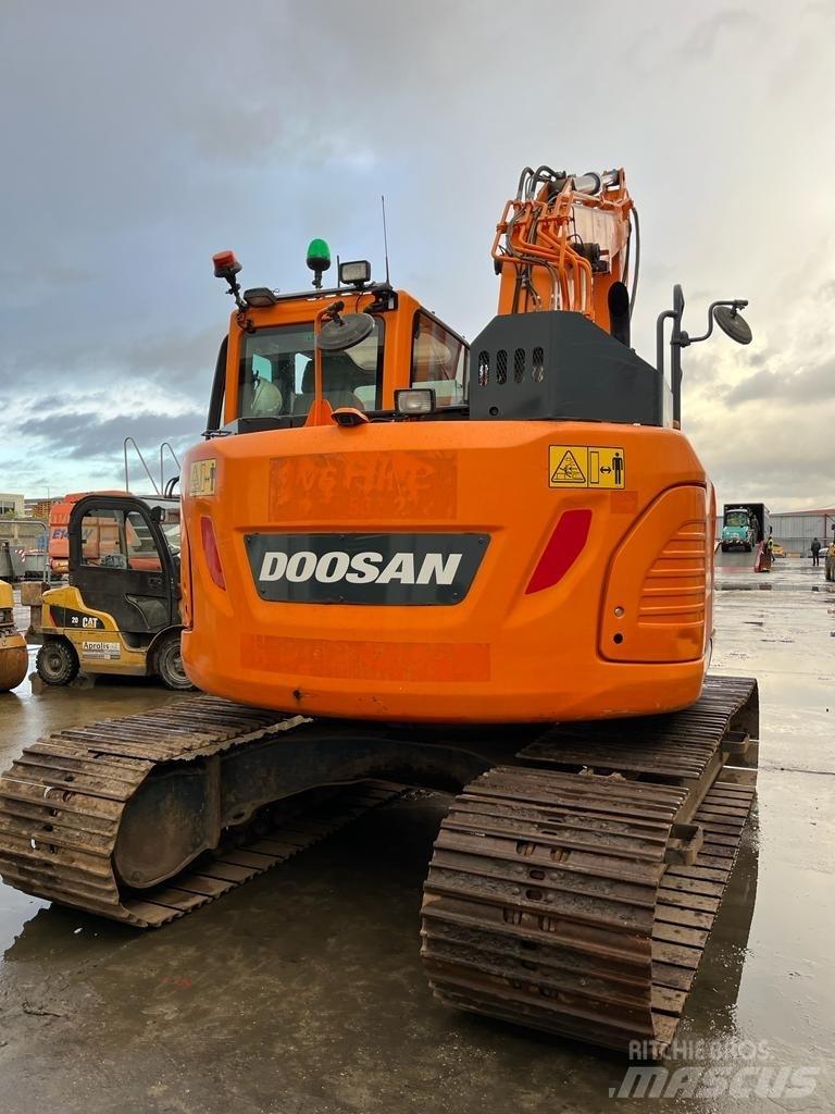 Doosan DX140 LCR Kāpurķēžu ekskavatori