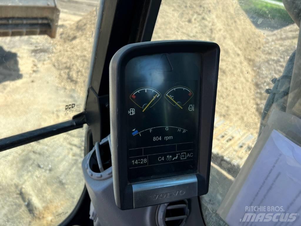 Volvo EC 300 D L Kāpurķēžu ekskavatori