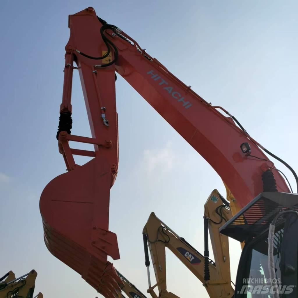 Hitachi ZX 200-3 G Kāpurķēžu ekskavatori