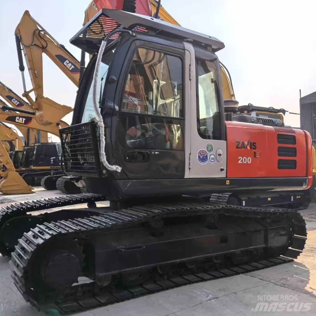 Hitachi ZX 200-3 G Kāpurķēžu ekskavatori