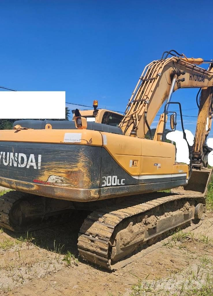Hyundai Robex 300 LC Kāpurķēžu ekskavatori