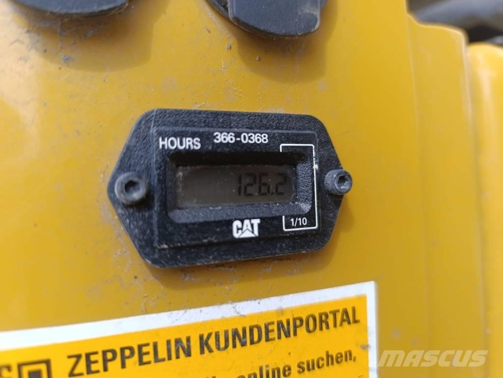 CAT CB 1.7 Divvalču grunts veltņi