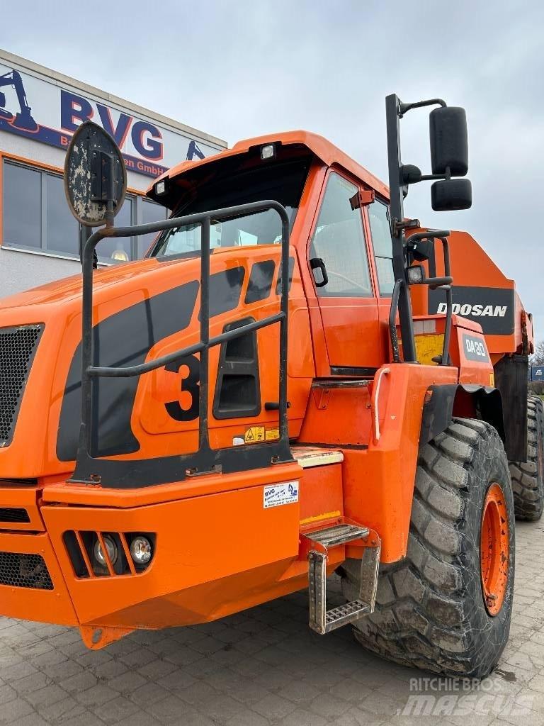 Doosan DA 30 Artikulētie pašizgāzēji