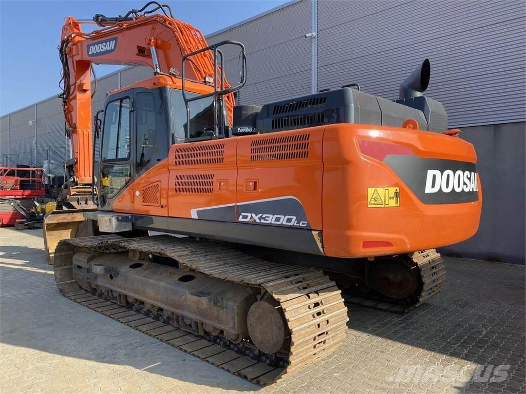 Doosan DX300LC-5 Kāpurķēžu ekskavatori