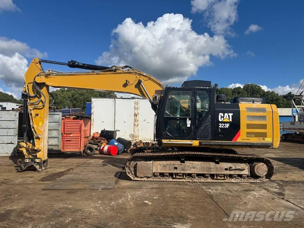 CAT 323 F L Kāpurķēžu ekskavatori