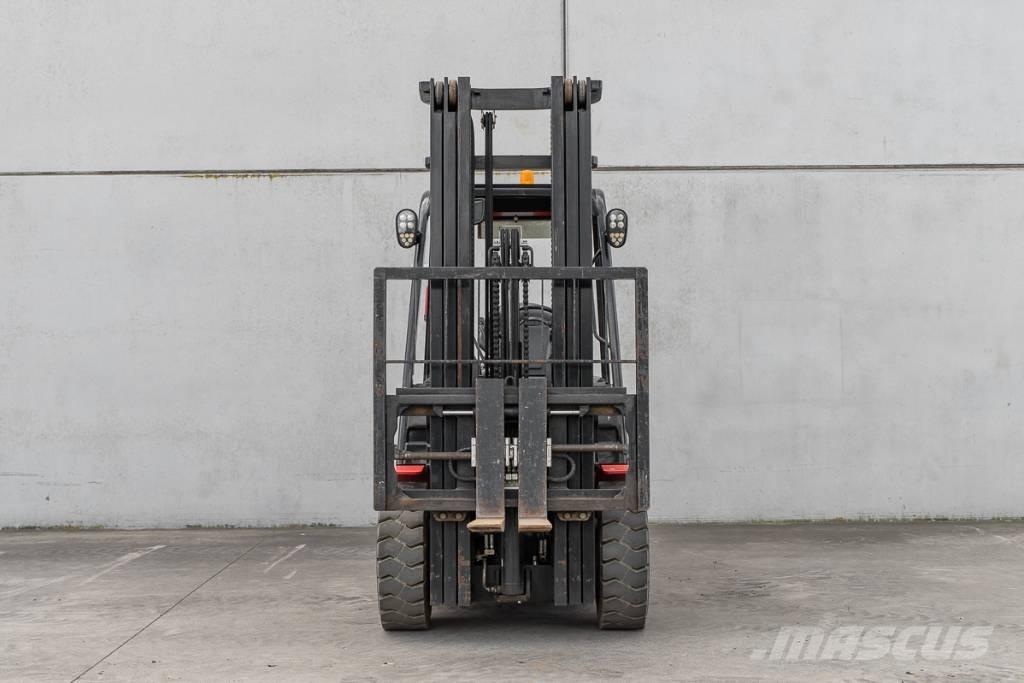 Manitou MI 30 D Tehnika ar dīzeļa dzinēju