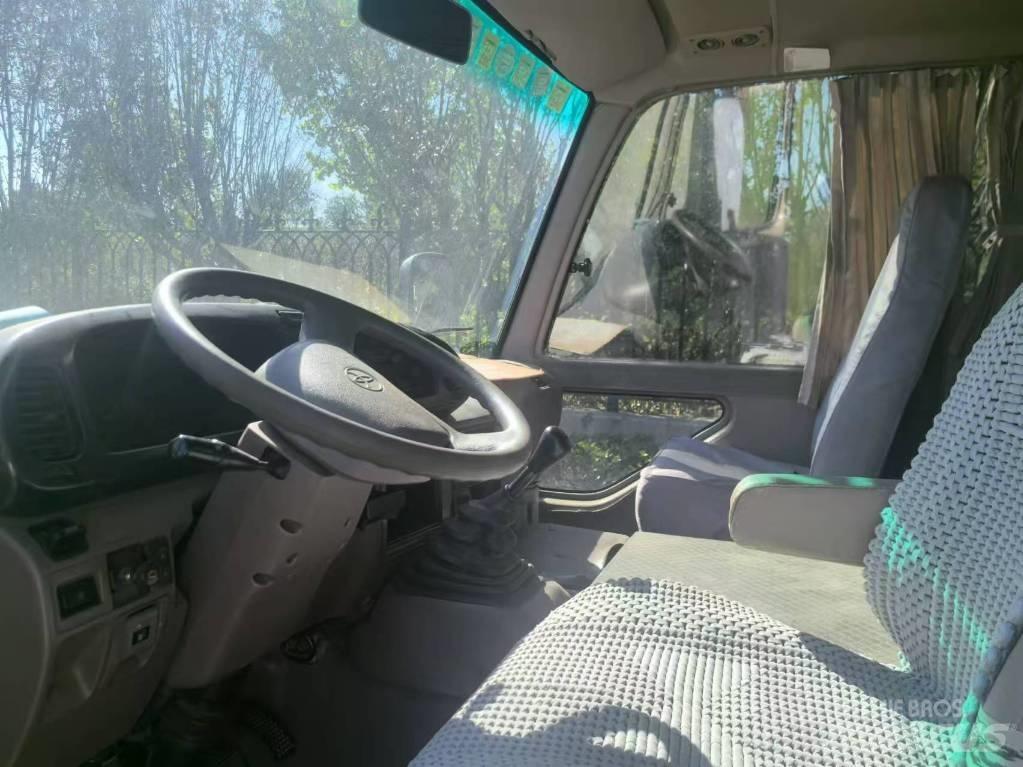 Toyota Coaster Starppilsētu autobusi