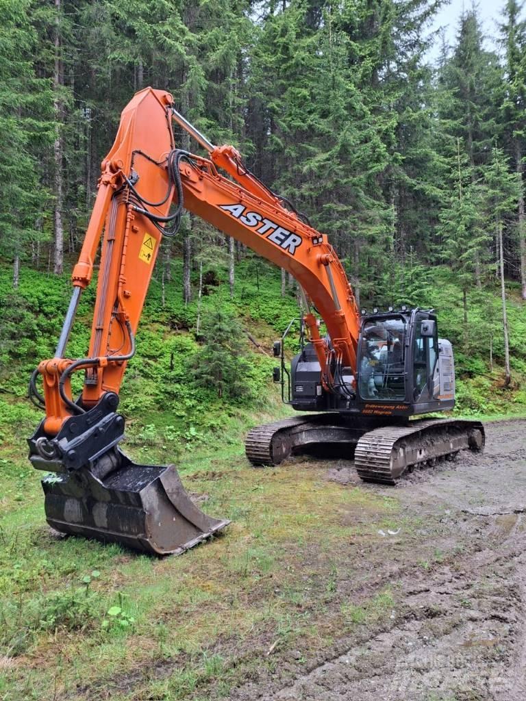 Hitachi ZX 225 US LC Kāpurķēžu ekskavatori