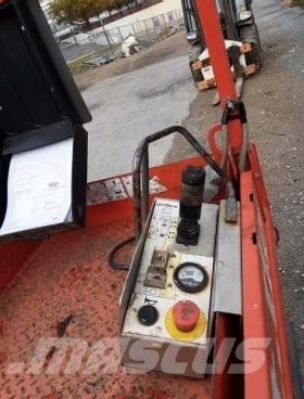 SkyJack SJ III 3220 Šķerveida pacēlāji