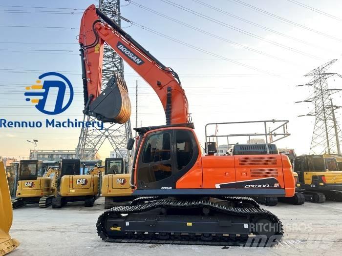 Doosan DX 300LC-9C Kāpurķēžu ekskavatori