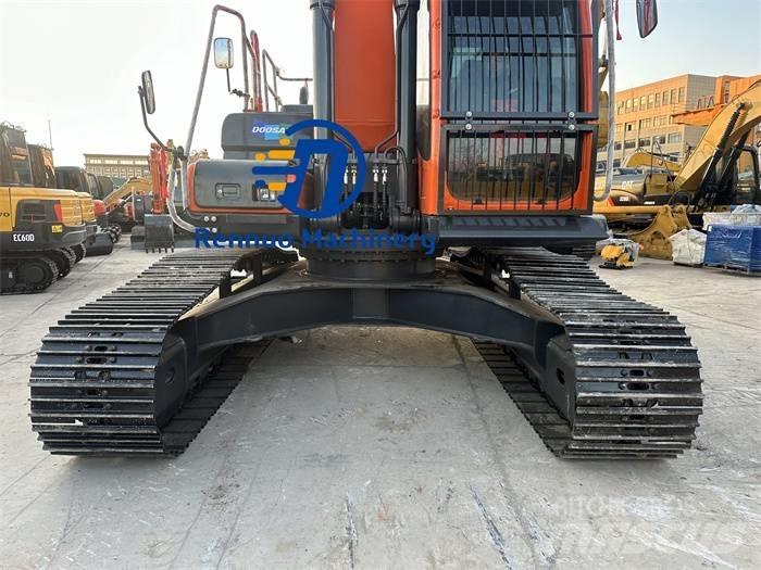Doosan DX 300LC-9C Kāpurķēžu ekskavatori
