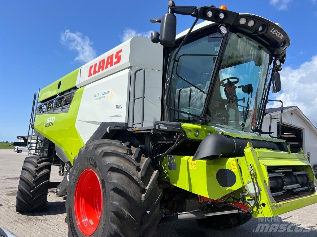 CLAAS Lexion 8700 Ražas novākšanas kombaini