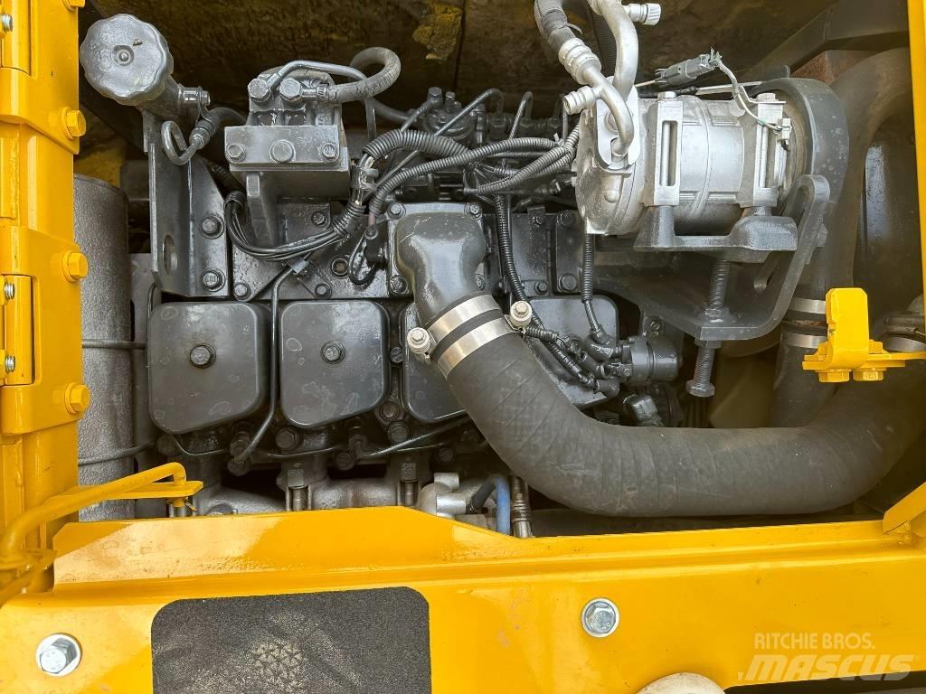 Komatsu PC 128 Kāpurķēžu ekskavatori