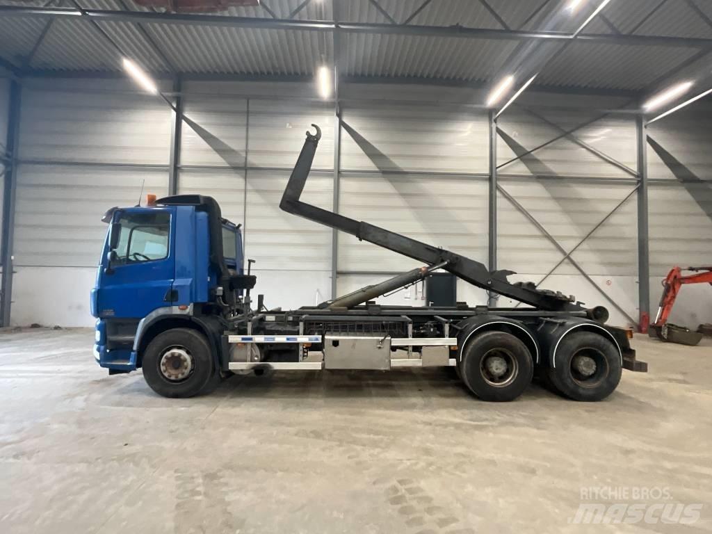 DAF CF 340 6X4 Treileri ar āķi