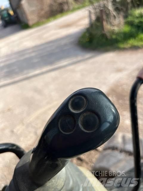 CASE CX 80 C Vidēja lieluma ekskavatori 7 t - 12 t
