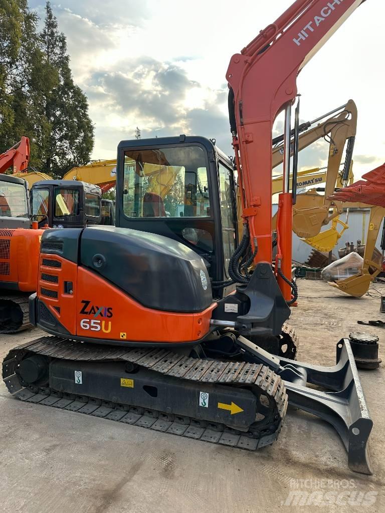 Hitachi ZX 65 Mini ekskavatori < 7 t