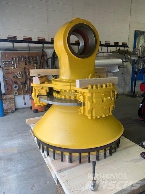 Komatsu 830 E Artikulētie pašizgāzēji