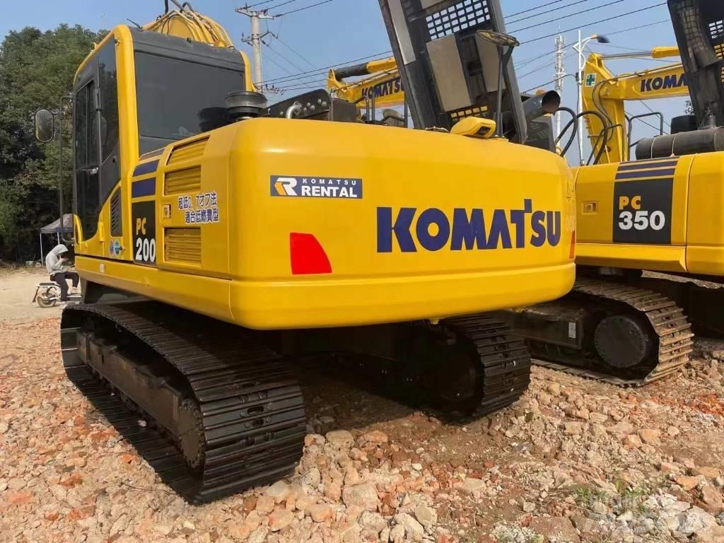Komatsu PC 200 Kāpurķēžu ekskavatori