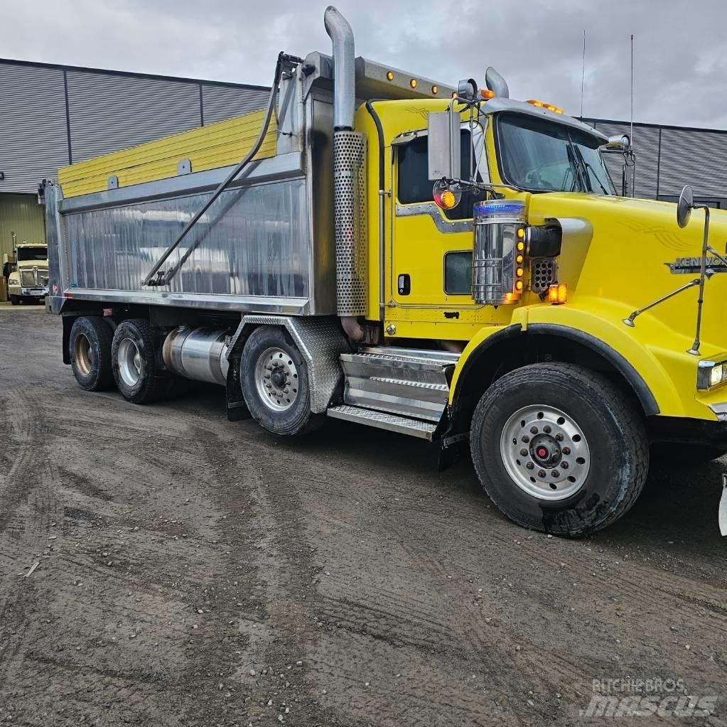 Kenworth T 800 Pašizgāzējs