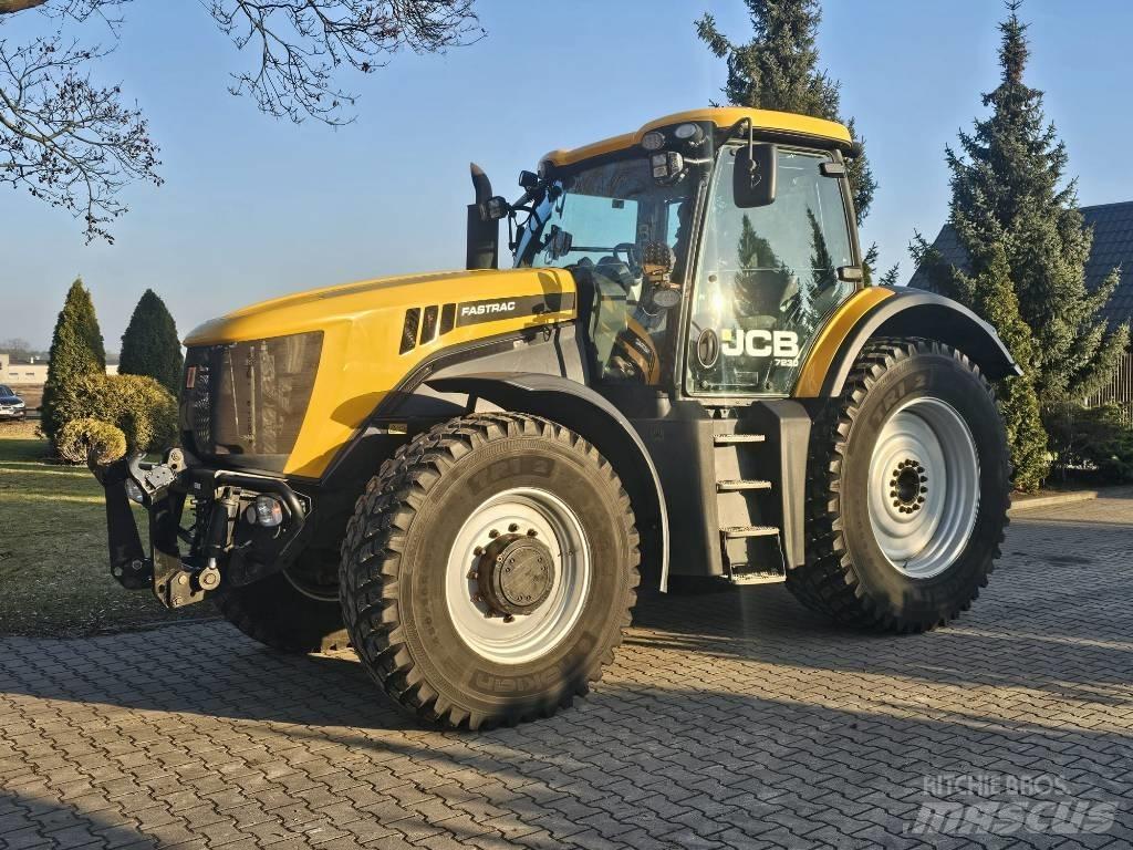 JCB Fastrac 7230 Traktori