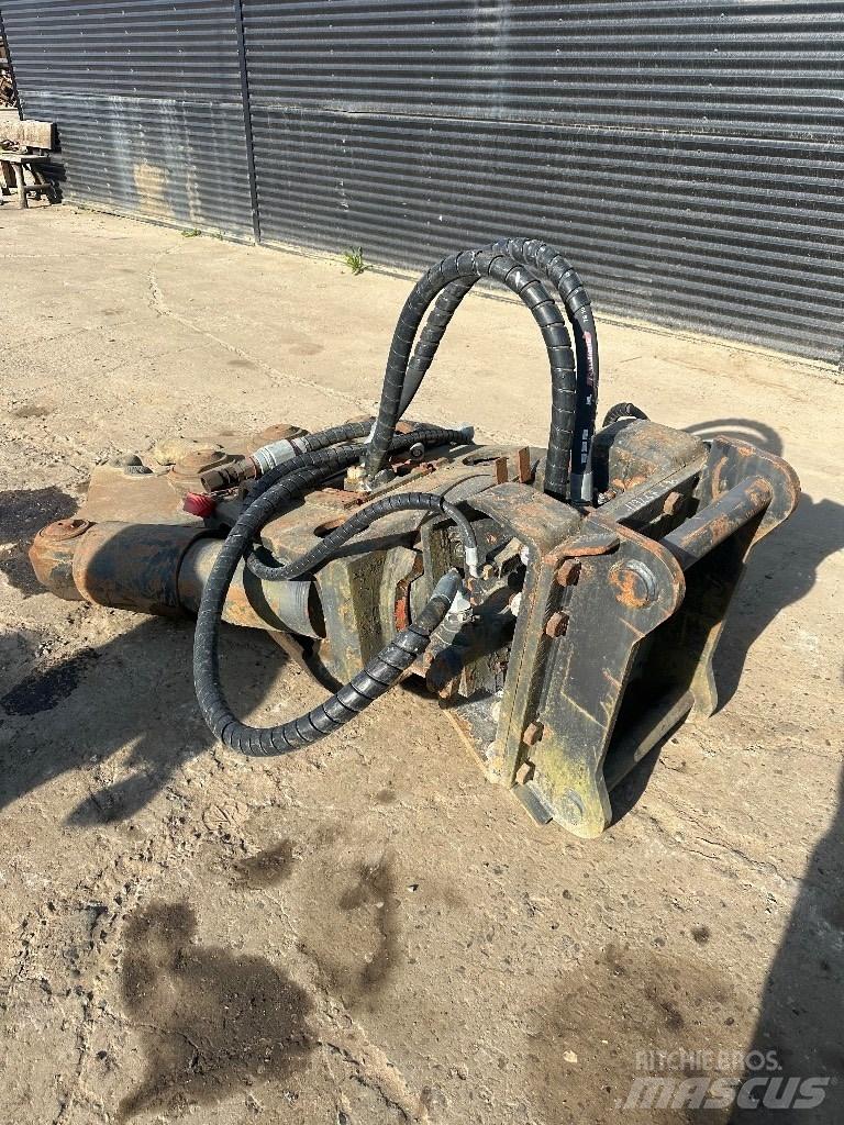 VTN Betonsaks Kāpurķēžu ekskavatori