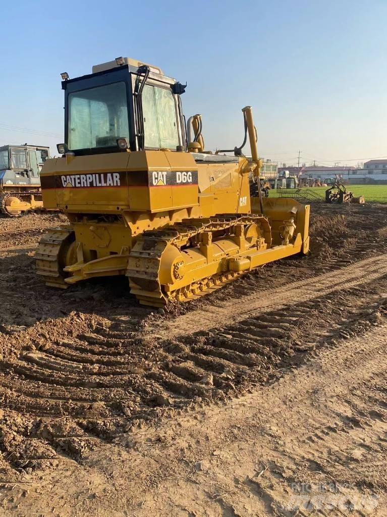 CAT D 6 G Kāpurķēžu buldozeri