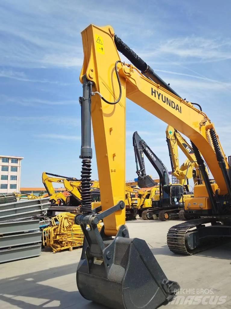 Hyundai 220 Kāpurķēžu ekskavatori